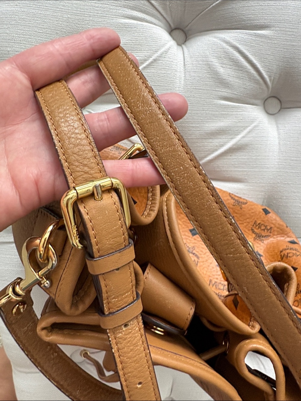 MCM Cognac bucket bag EUC - Picture 12 of 16